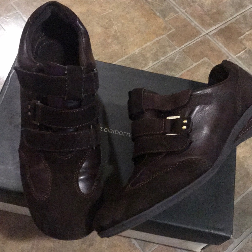LIZ CLAIBORNE SHOES